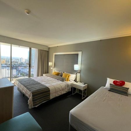 Luxury Apartment & Ocean View In Surfers Paradise Gold Coast Esterno foto